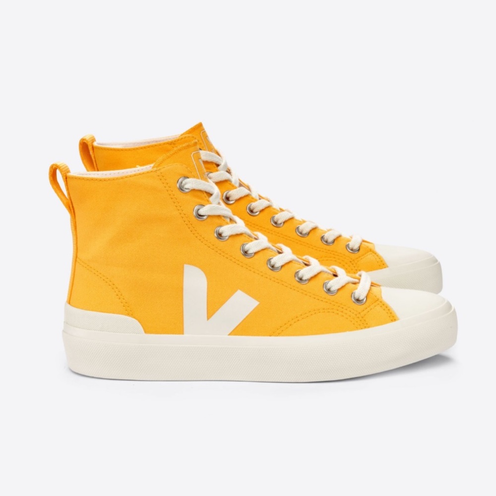 Veja Women’s Watta II High Top Sneakers - Oasis Pierre
